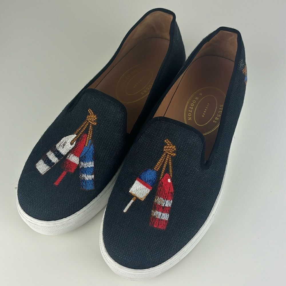 Stubbs and Wootton Men's
Embroidered Nautical Linen Slip on Sneakers Size 9.5